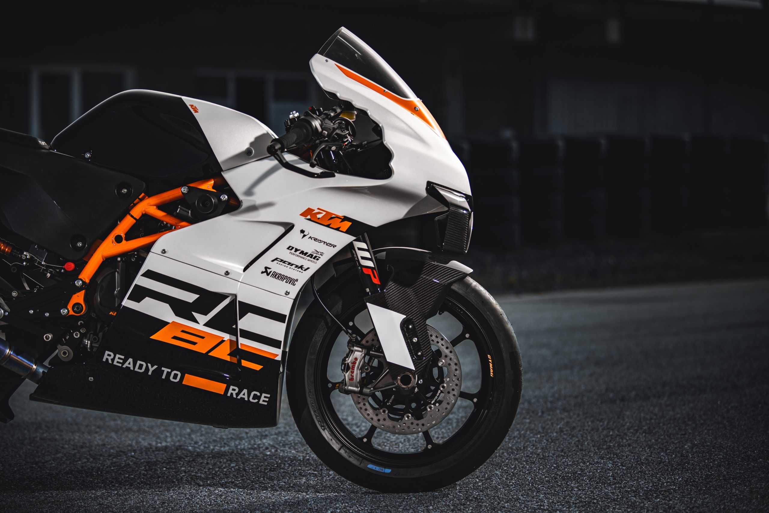 KTM RC 8C