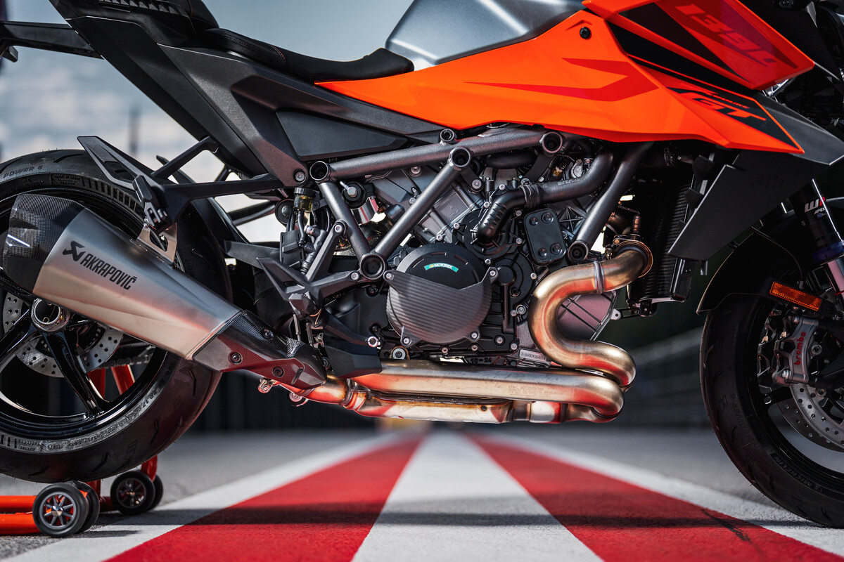 KTM 1390 SUPER DUKE GT