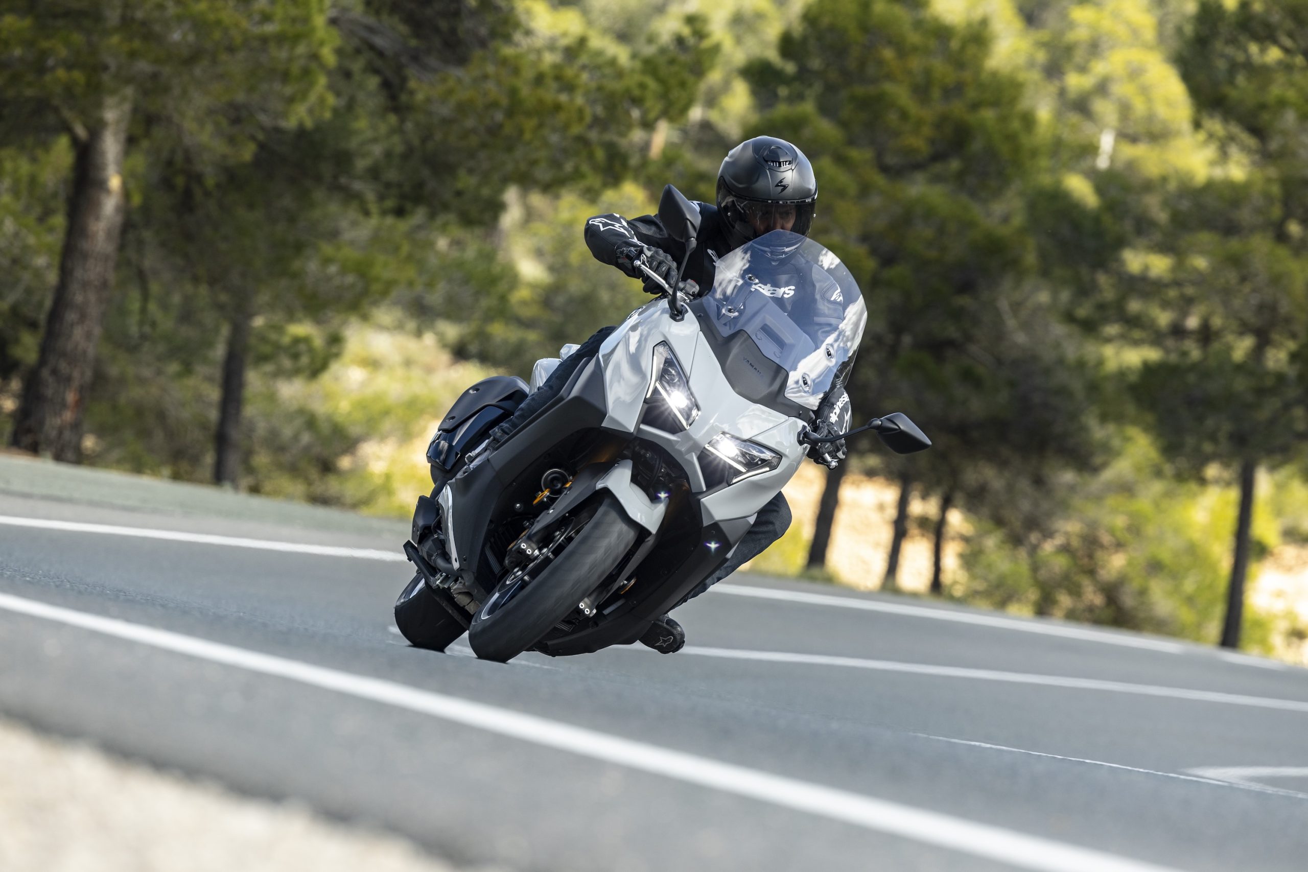 Yamaha TMAX Tech MAX
