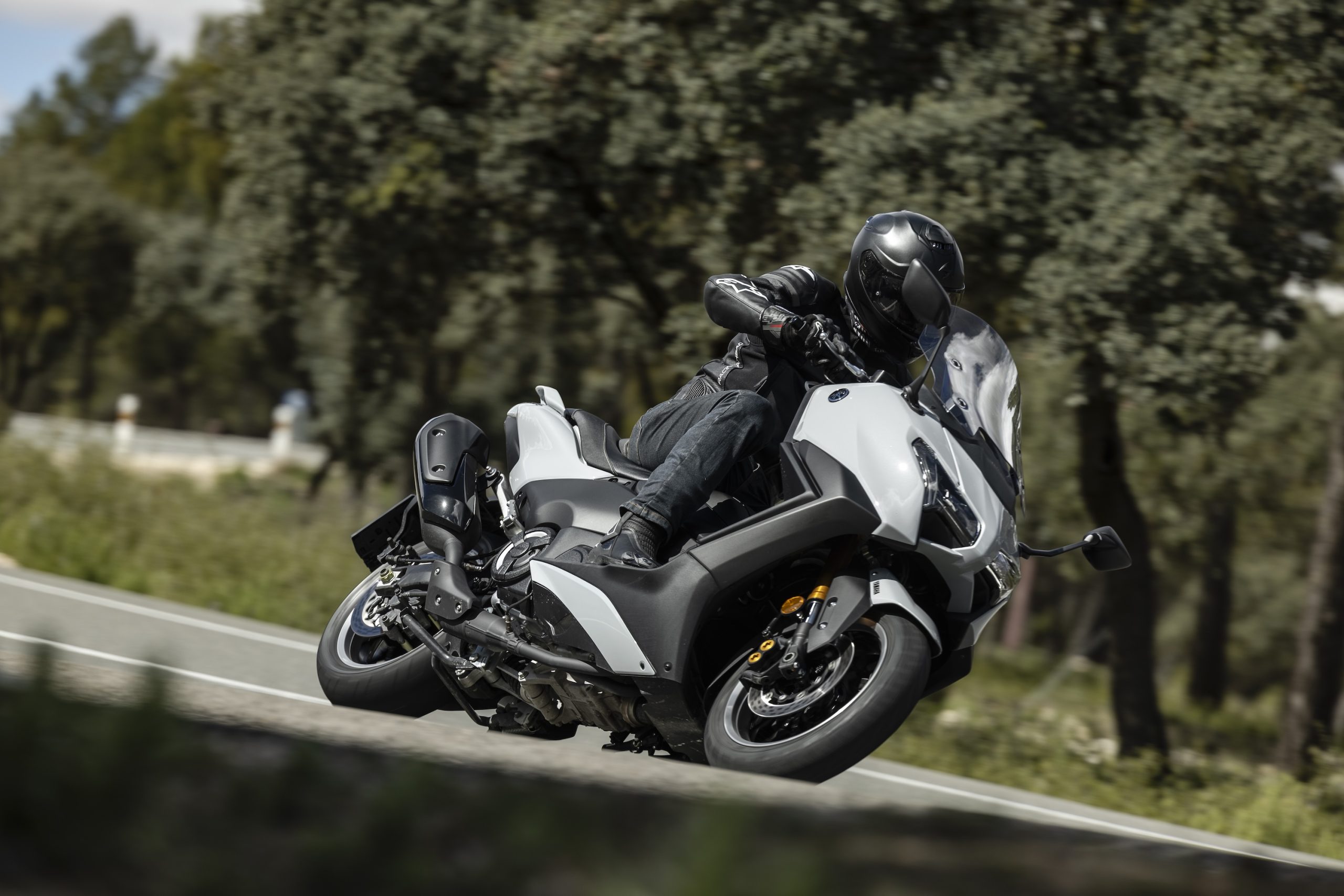Yamaha TMAX Tech MAX