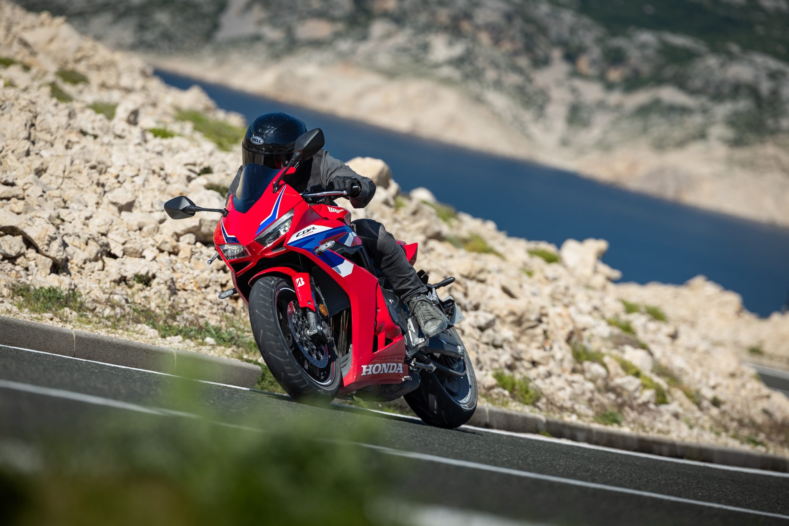 Bridgestone Battlax T33