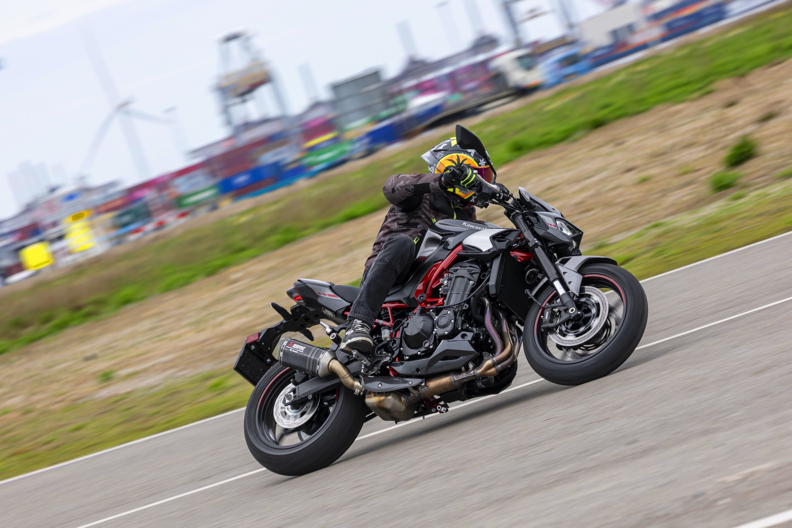 Honda CB1000 Hornet Kawasaki Z900 Suzuki GSX-S1000 Yamaha MT-09