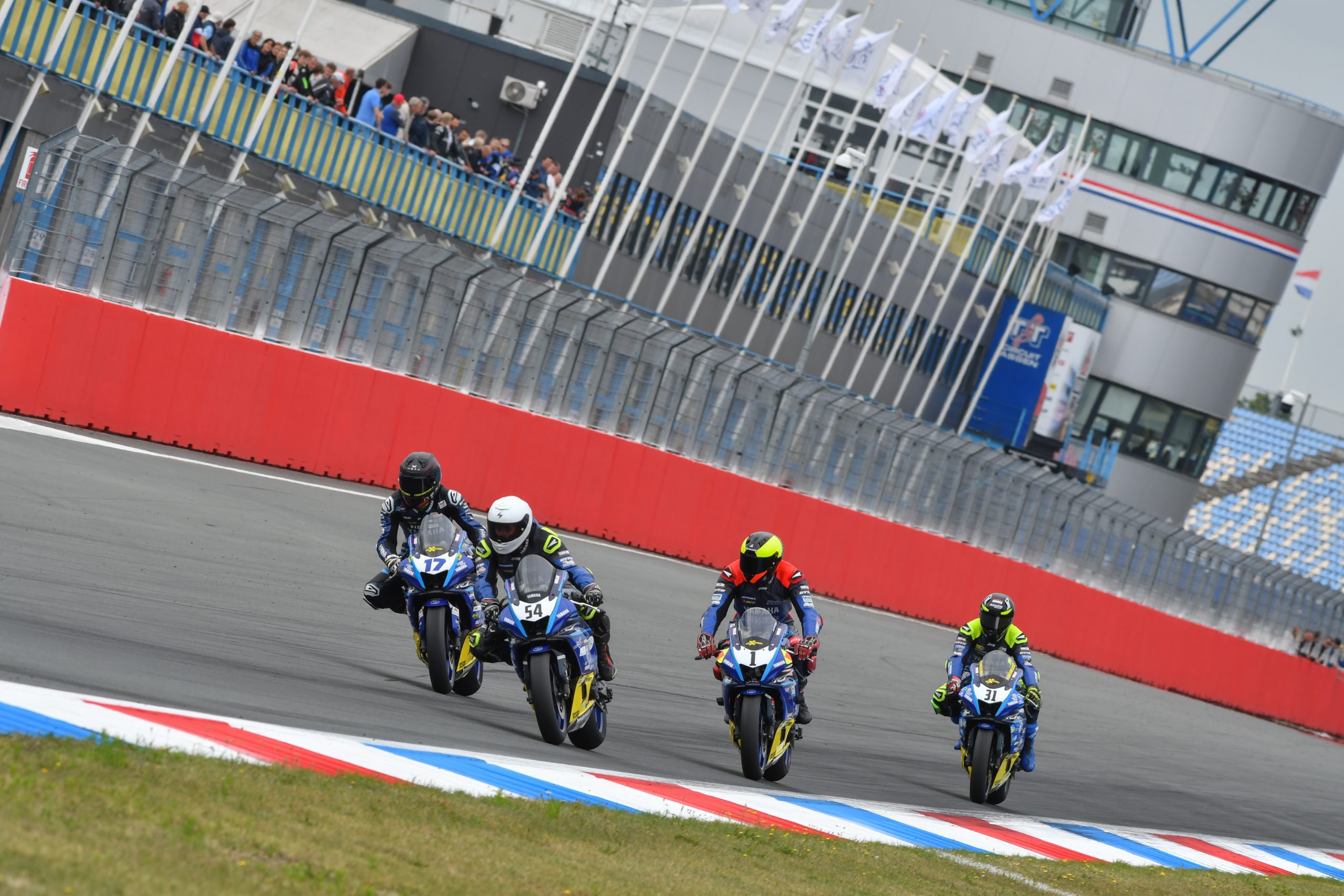 Yamaha R3 R7 Cup Assen