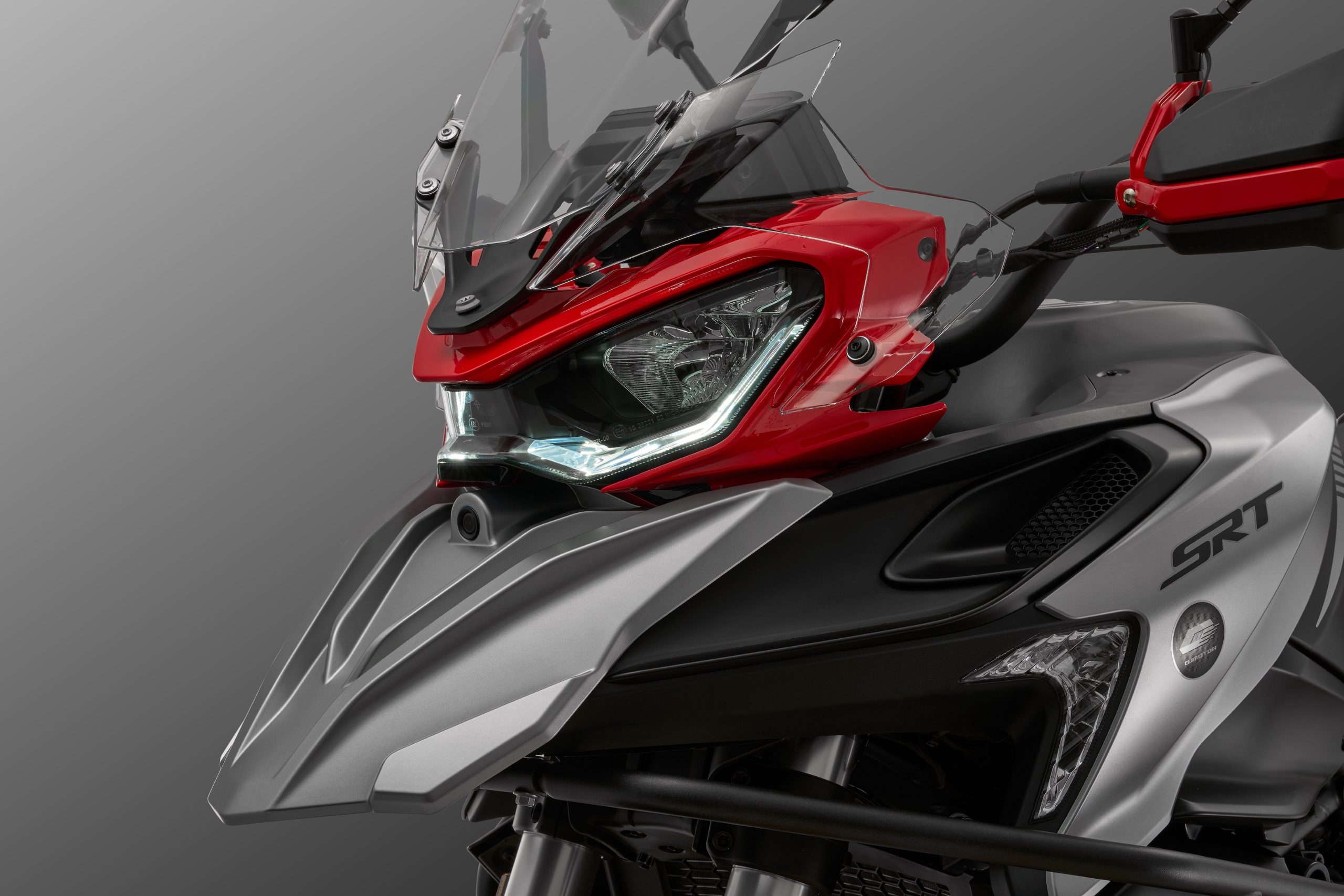 QJMotor SRT 900 SX Touring