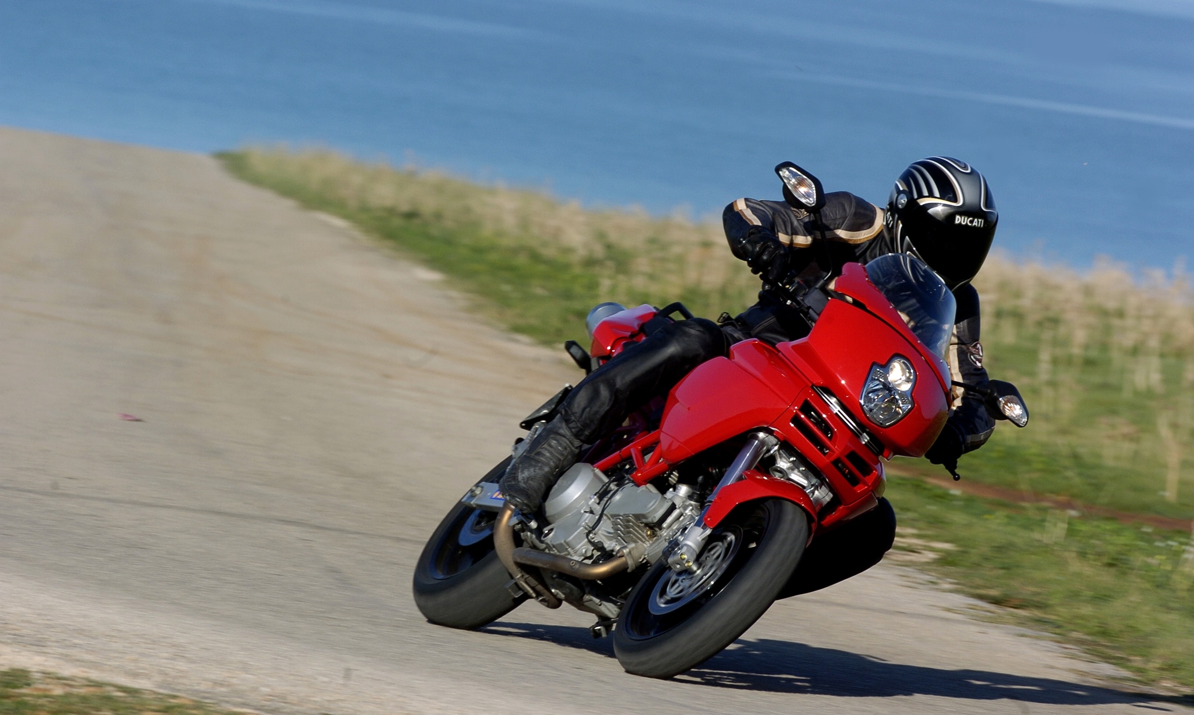 Ducati Multistrada 620