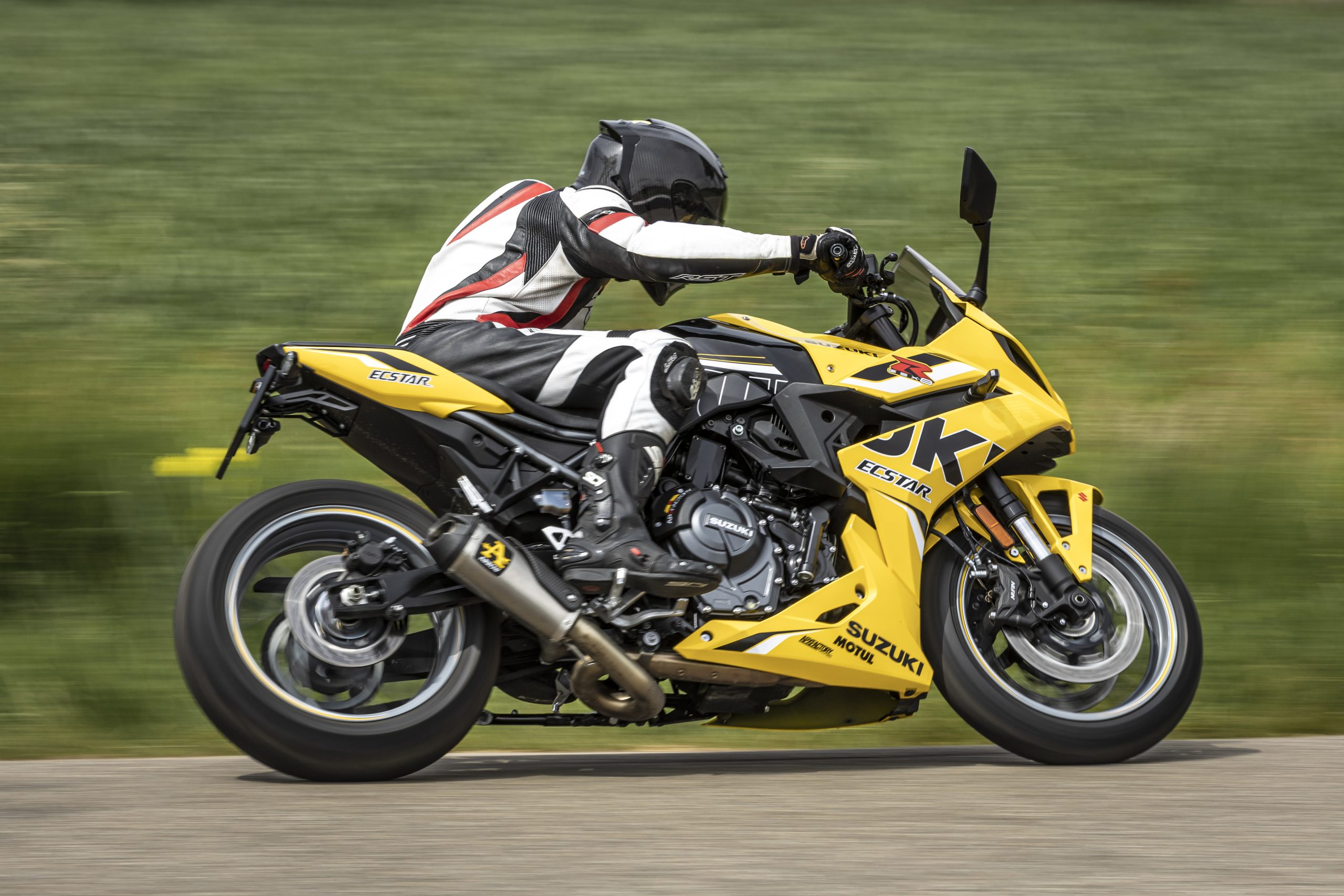 Suzuki GSX-8R