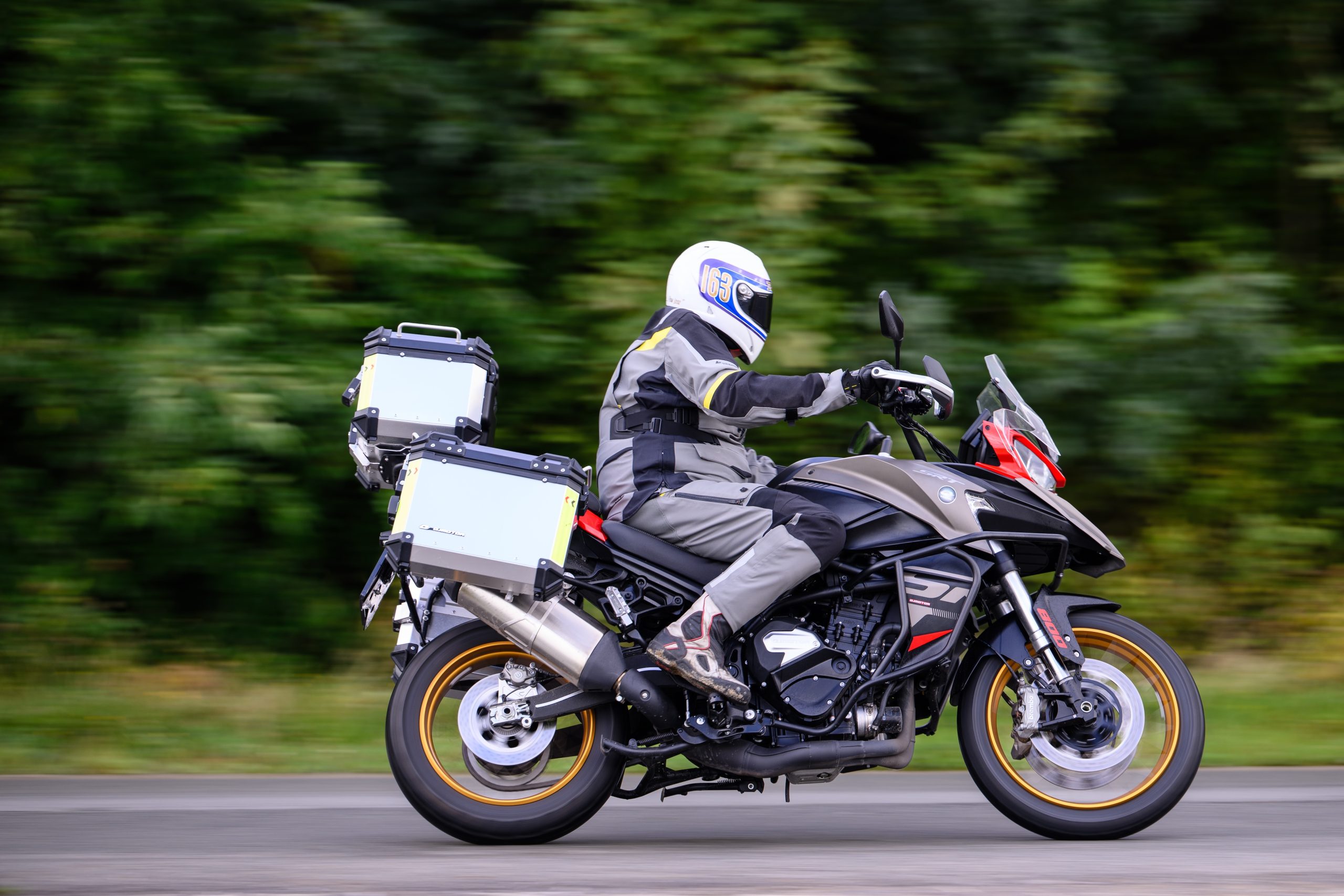 QJMotor SRT 800 SX Touring