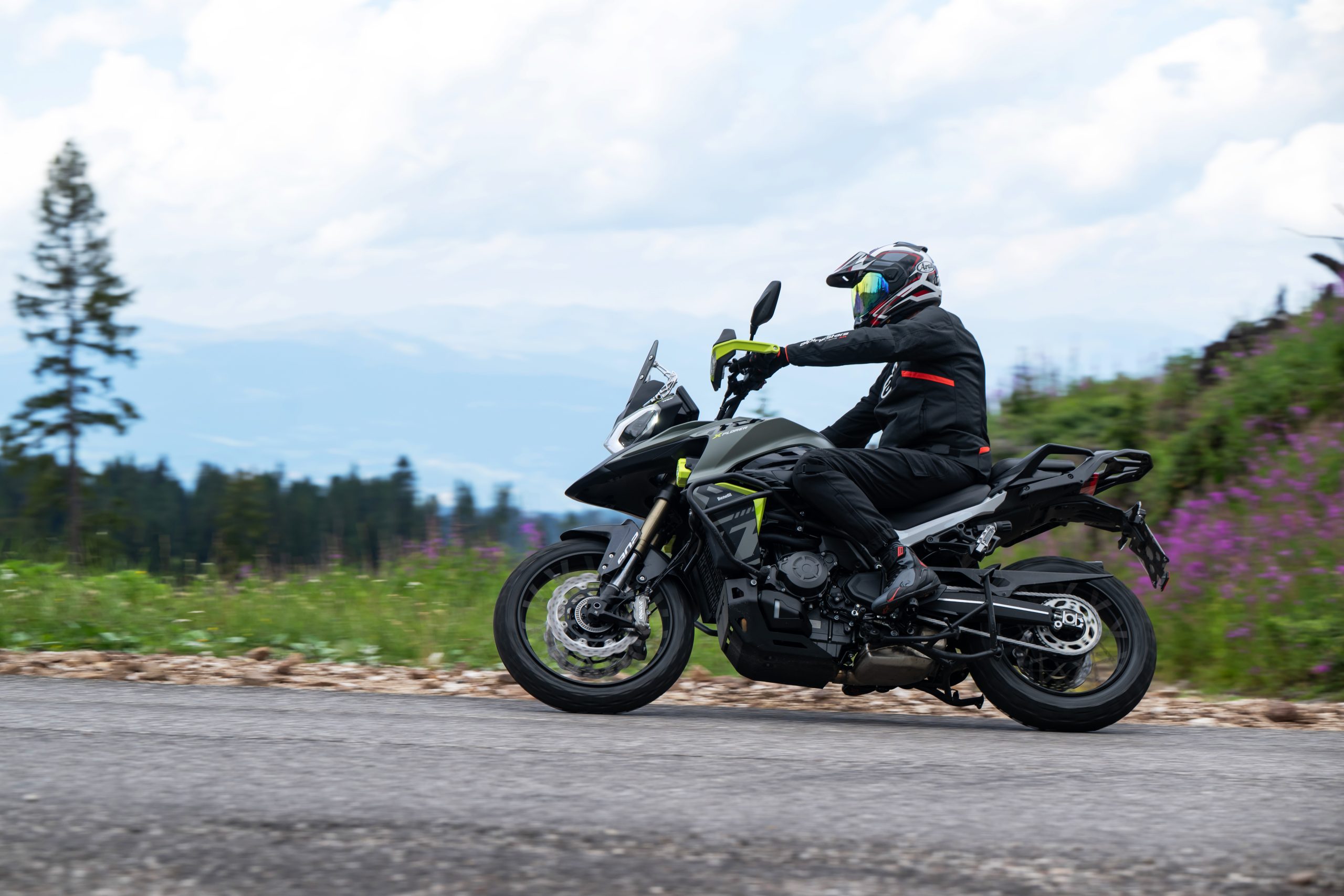 Benelli TRK902 Xplorer