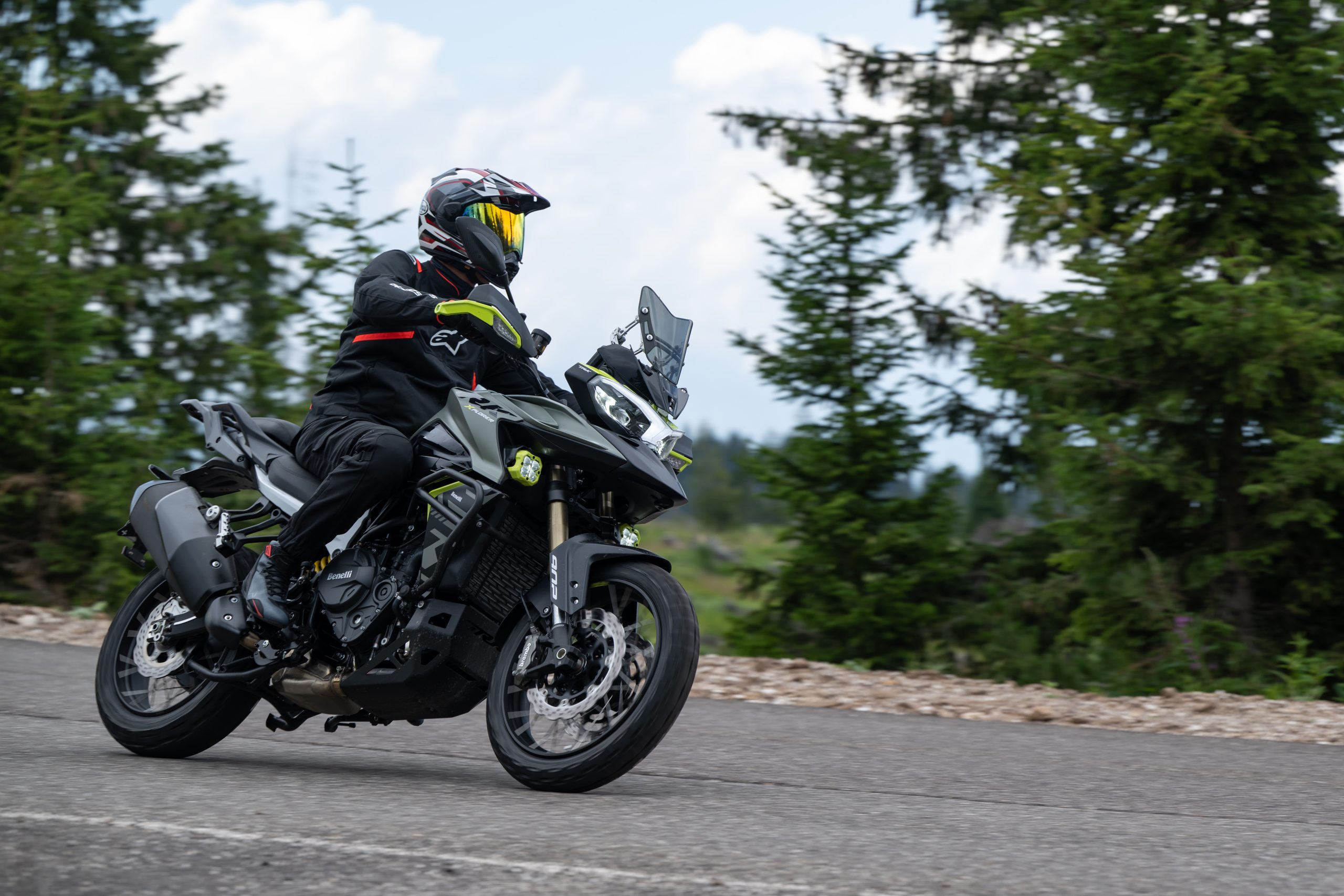 Benelli TRK902 Xplorer