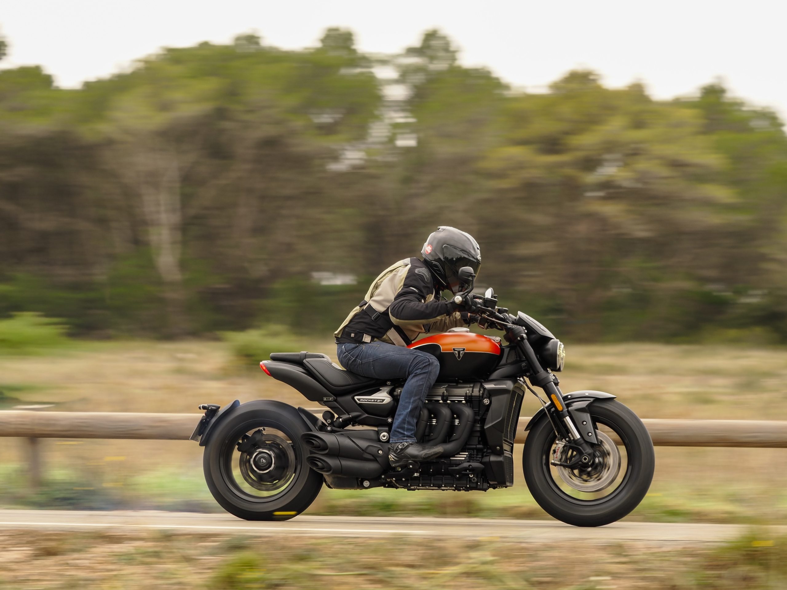 Triumph Rocket 3 Storm R