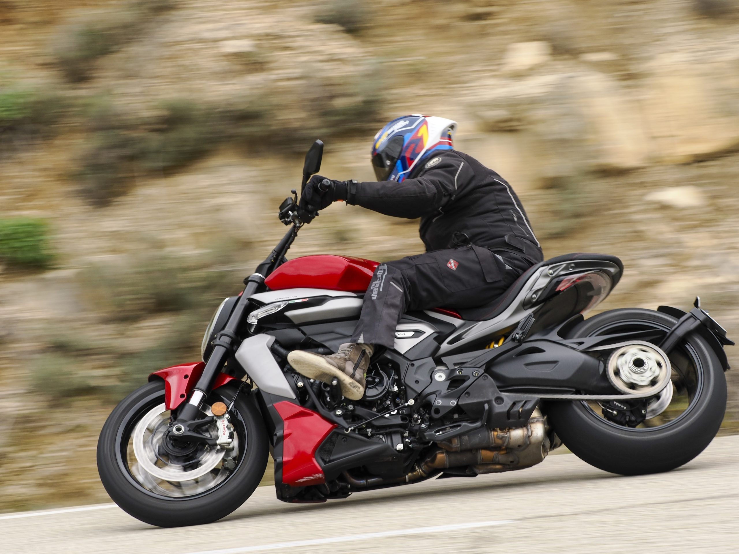 Ducati XDiavel V4